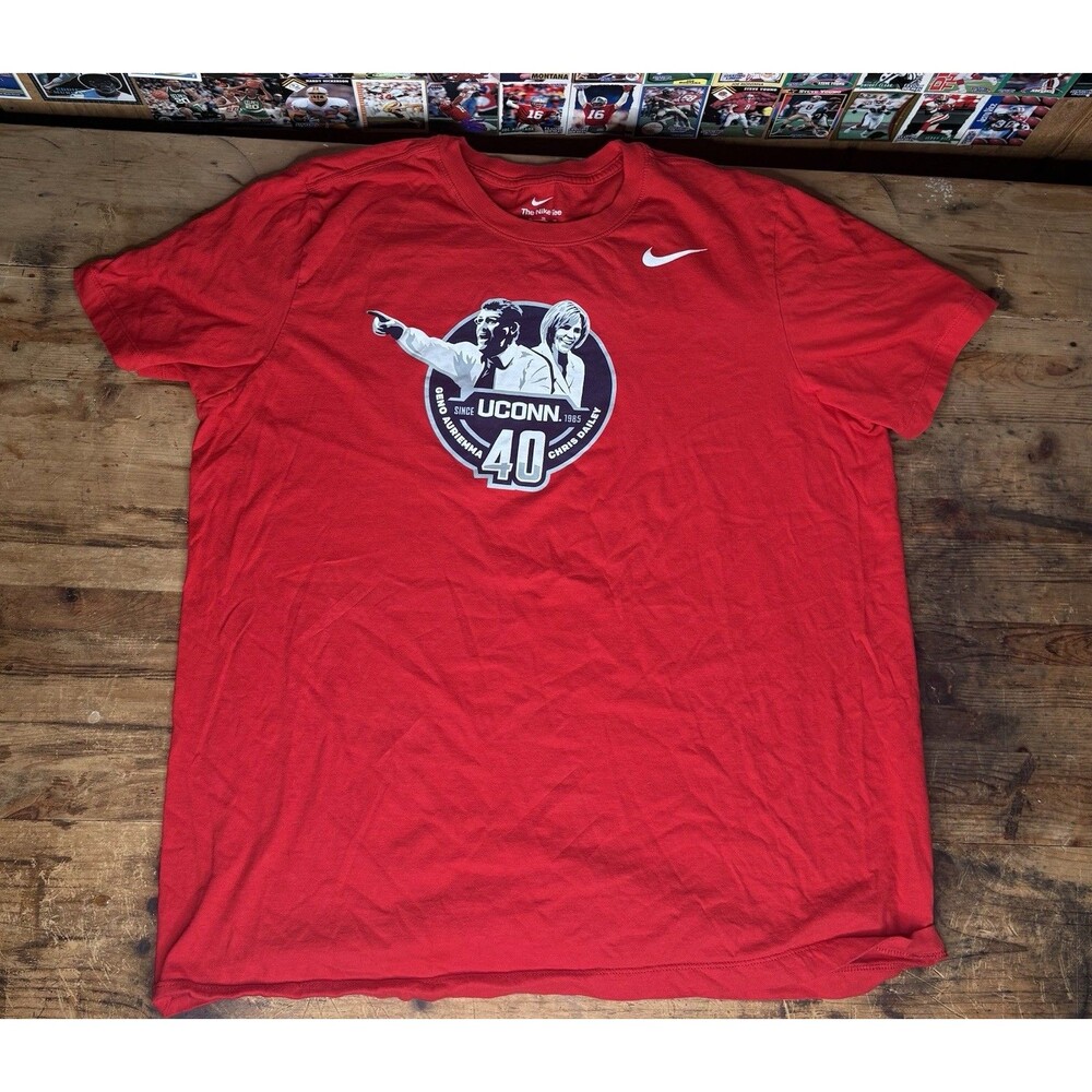UConn Basketball Geno Auriemma Chris Dailey 40 Years T Shirt In Game Promo SZ XL
